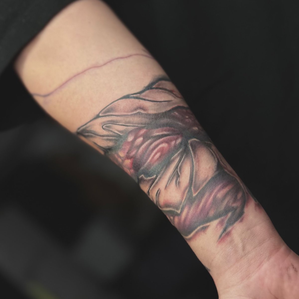 タトゥー屋さん🌻みろく@本人 tweet media