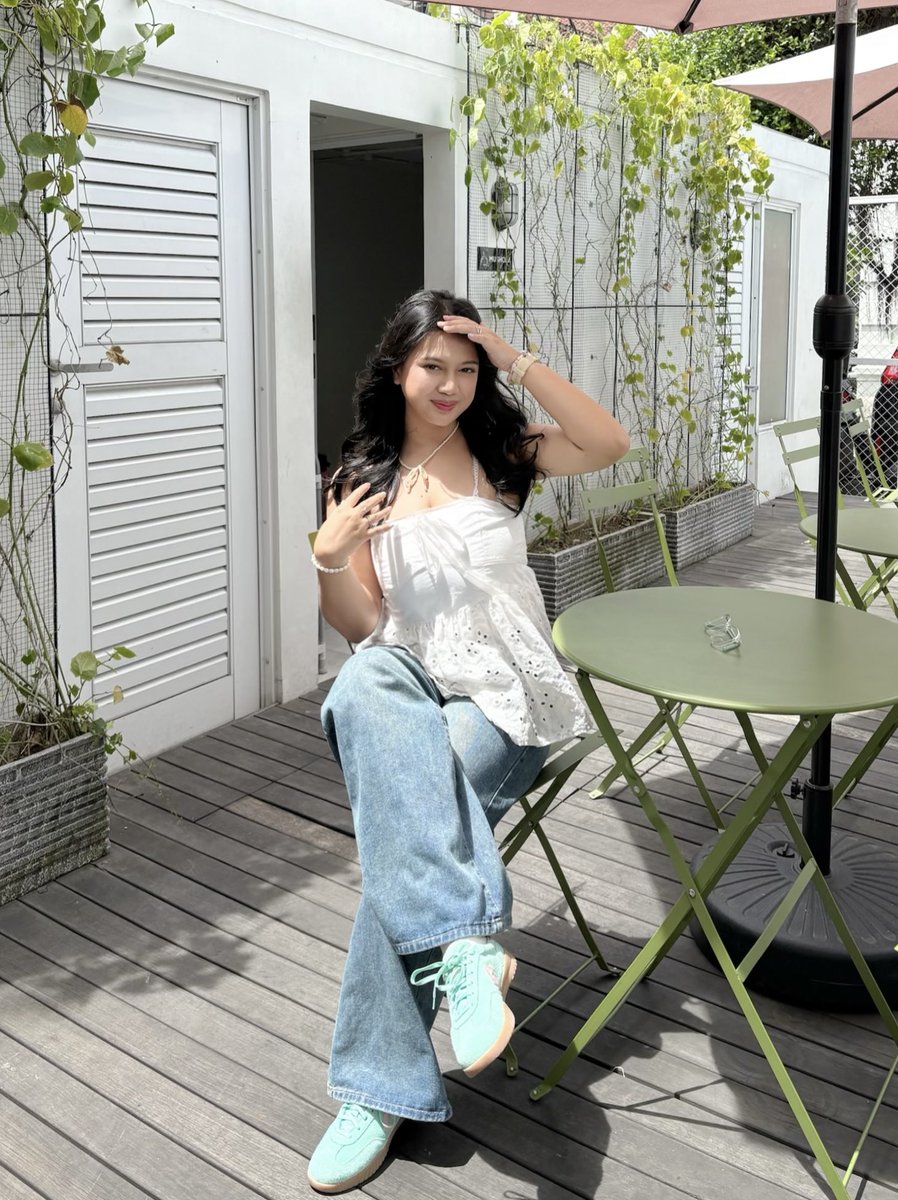 tinyditty's tweet image. sunny day