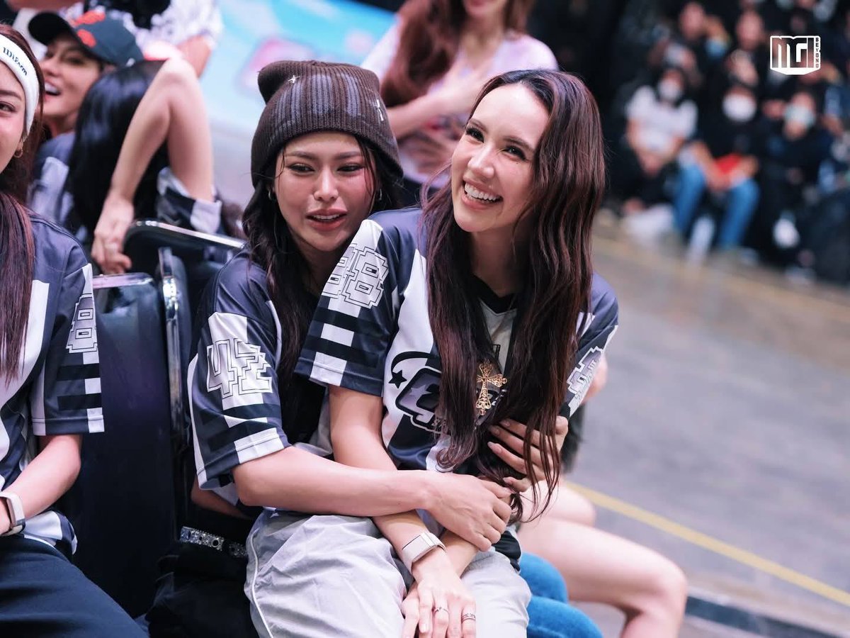 tk_kamonchanok's tweet photo. มาค่ะมาดูคนรักกัน 🙂‍↔️🐚🔔🖤✨

BELLCHELLE GRAND SPORT25
#GrandSportDay2025
#เบลเชล #bellchelle https://t.co/tj1nqZmVaC