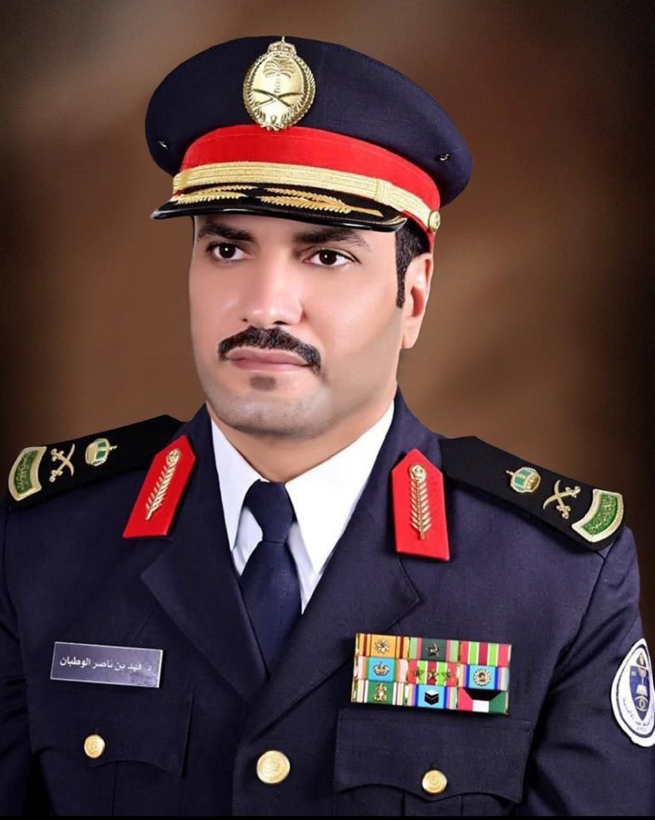 ey_iot's tweet image. :نبارك للواء فهد بن ناصر الوطبان الدهمشي العنزي، بمناسبة صدور قرار صاحب السمو الملكي وزير الداخلية بتعيينه مديرًا عامًا لكلية الملك فهد الأمنية
#اوثال
#عنزة