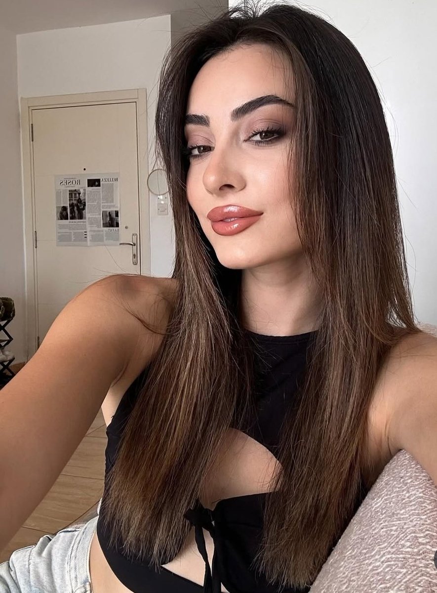 Bu sefer ev perisi oldum ☺️🧚‍♀️ günaydın yokmu ? 💌🌅