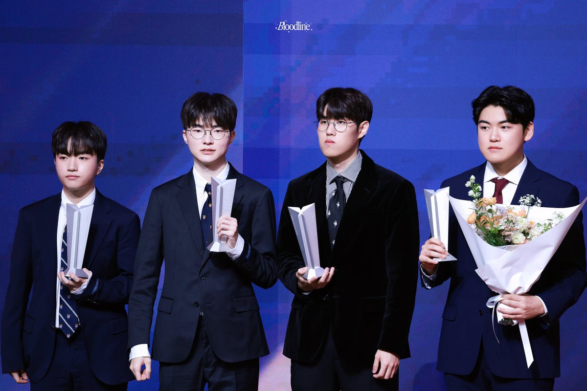 Bloodline⁹⁸ tweet media