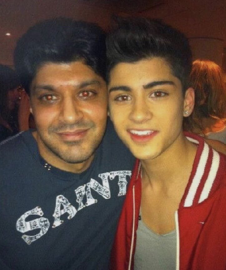 flowersxzjm's tweet image. Girl bye, this is his father btw. Zayn’s Pakistani genes make his hairline not move even a little