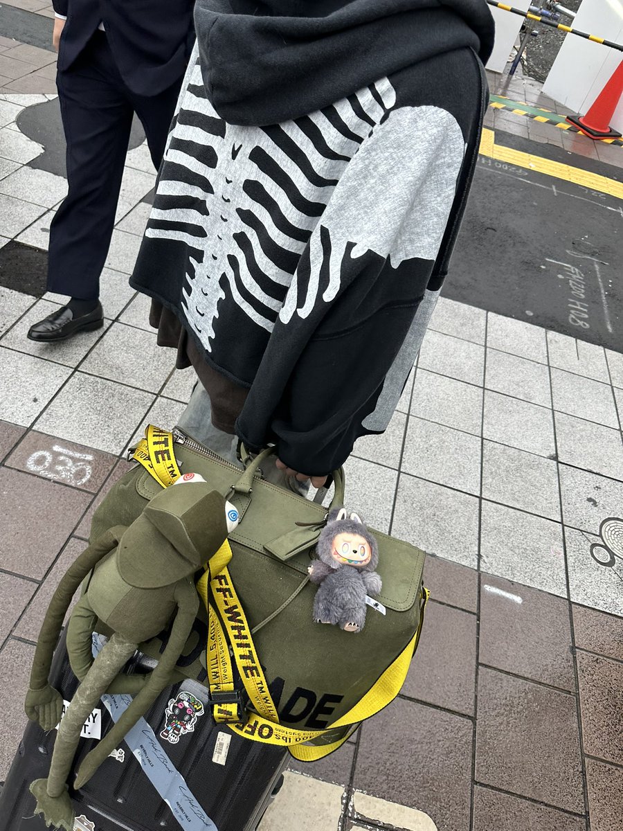 UVERちゃん5体呼ぶゆーチャラ🐲UVER 12/20.21（両日A1） 4/4💿1/18 DJ