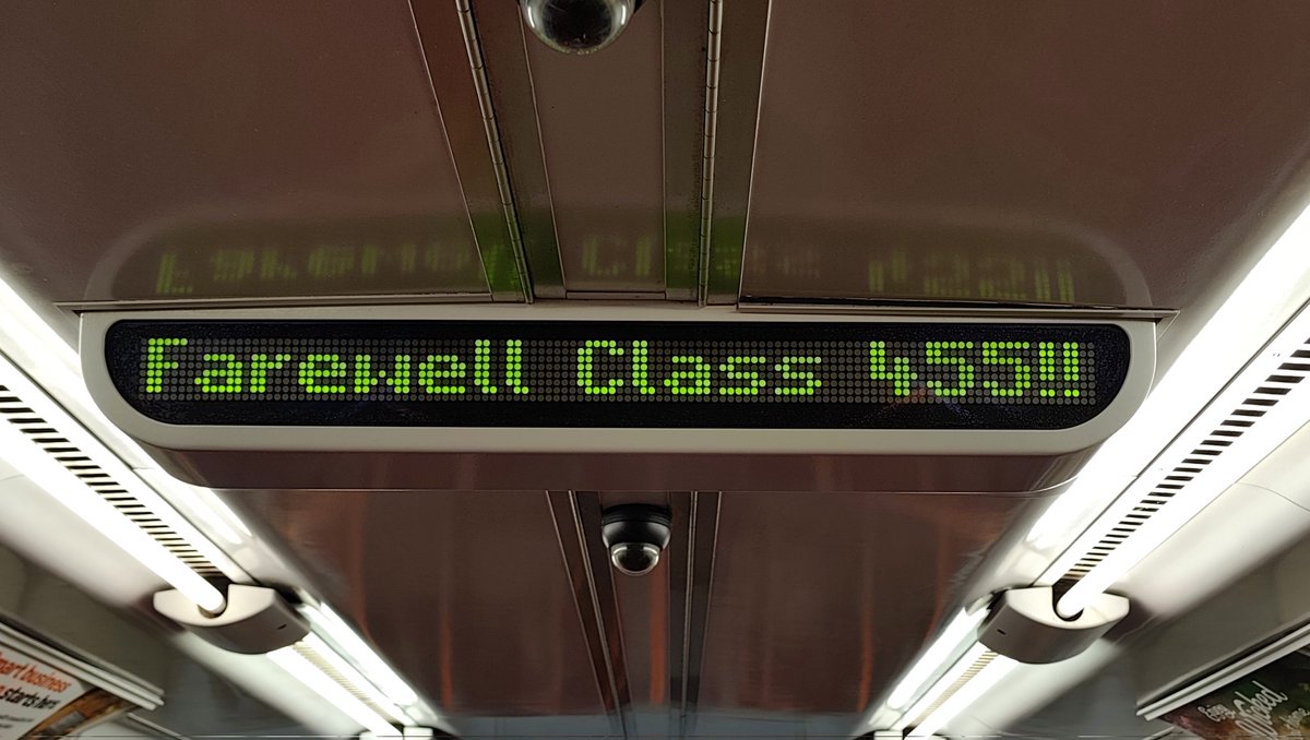 Off_The_RailsUK's tweet image. With all class 455s being possibly withdrawn beyond this weekend, it's sad to say that today (or rather yesterday now) is the last time I will ever send off a 455 out of Vauxhall.

No longer will I hear their song upon departure. Sad times indeed.

#Class455 #455Farewell #SWR