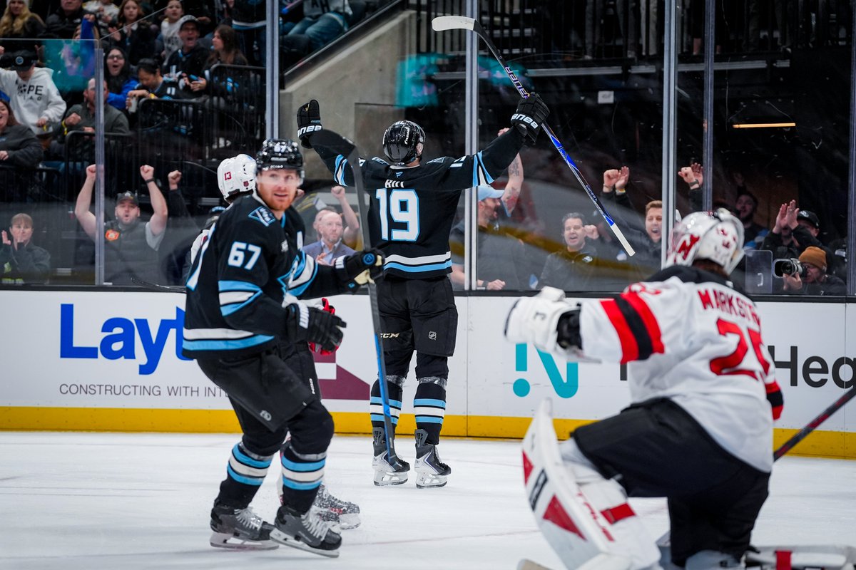 utahmammoth's tweet image. So happy for this fella 🥹🩵