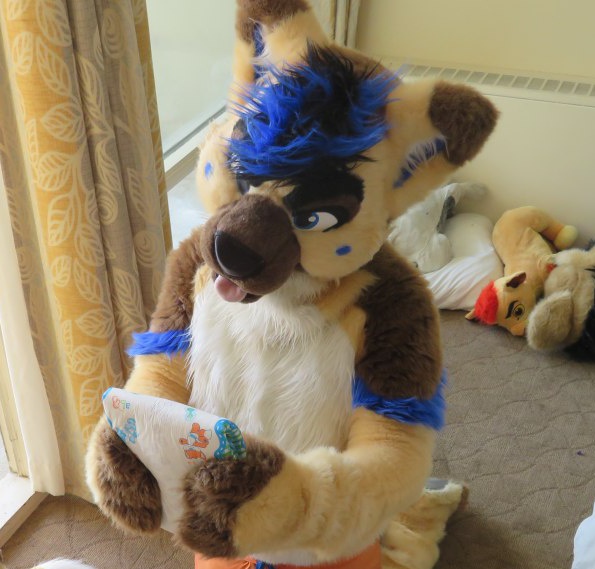 GShepJake's tweet photo. @sillyraccboyo These will suit you better :3
(FriendlyFox said so!) https://t.co/qMiux5B1co