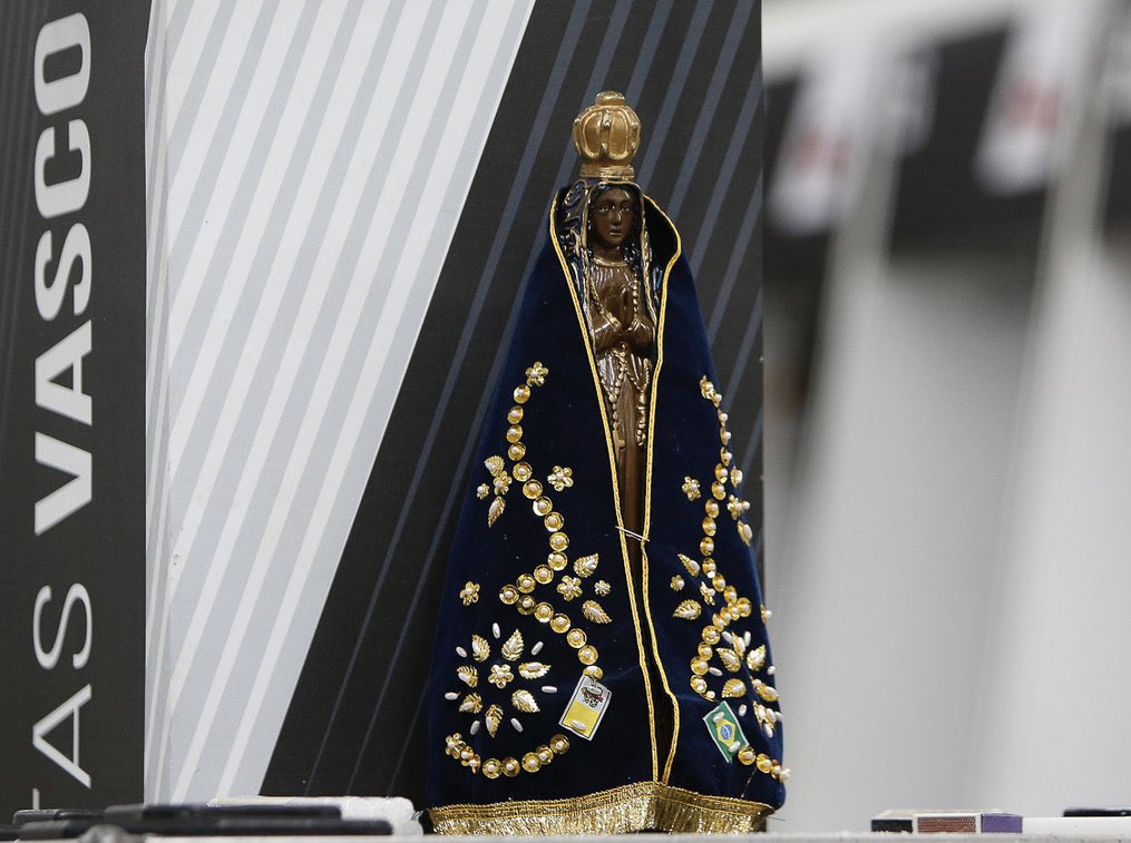 Nossa Senhora Aparecida, Padroeira do Brasil, rogai por nós que recorremos à vós!

🙏🏽💢