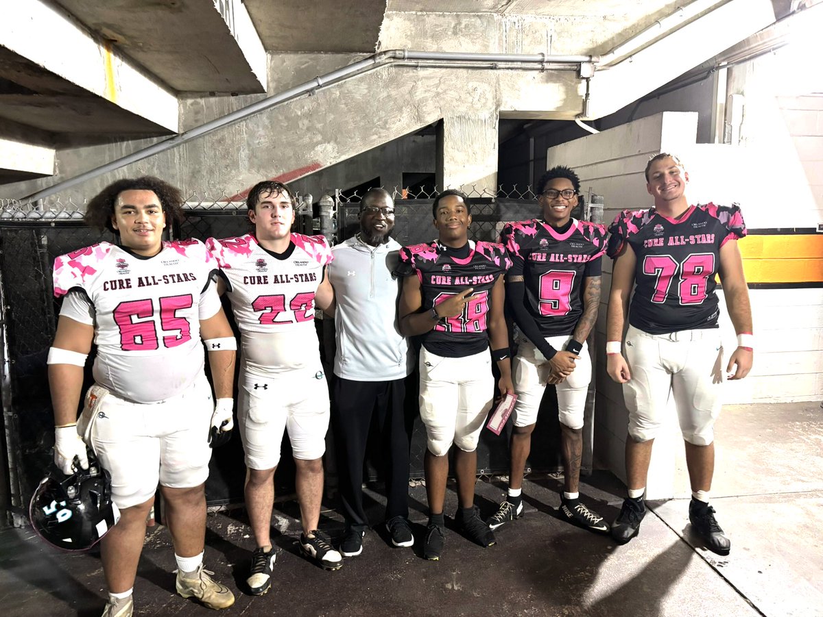 RealOlympiaTitansFB tweet media