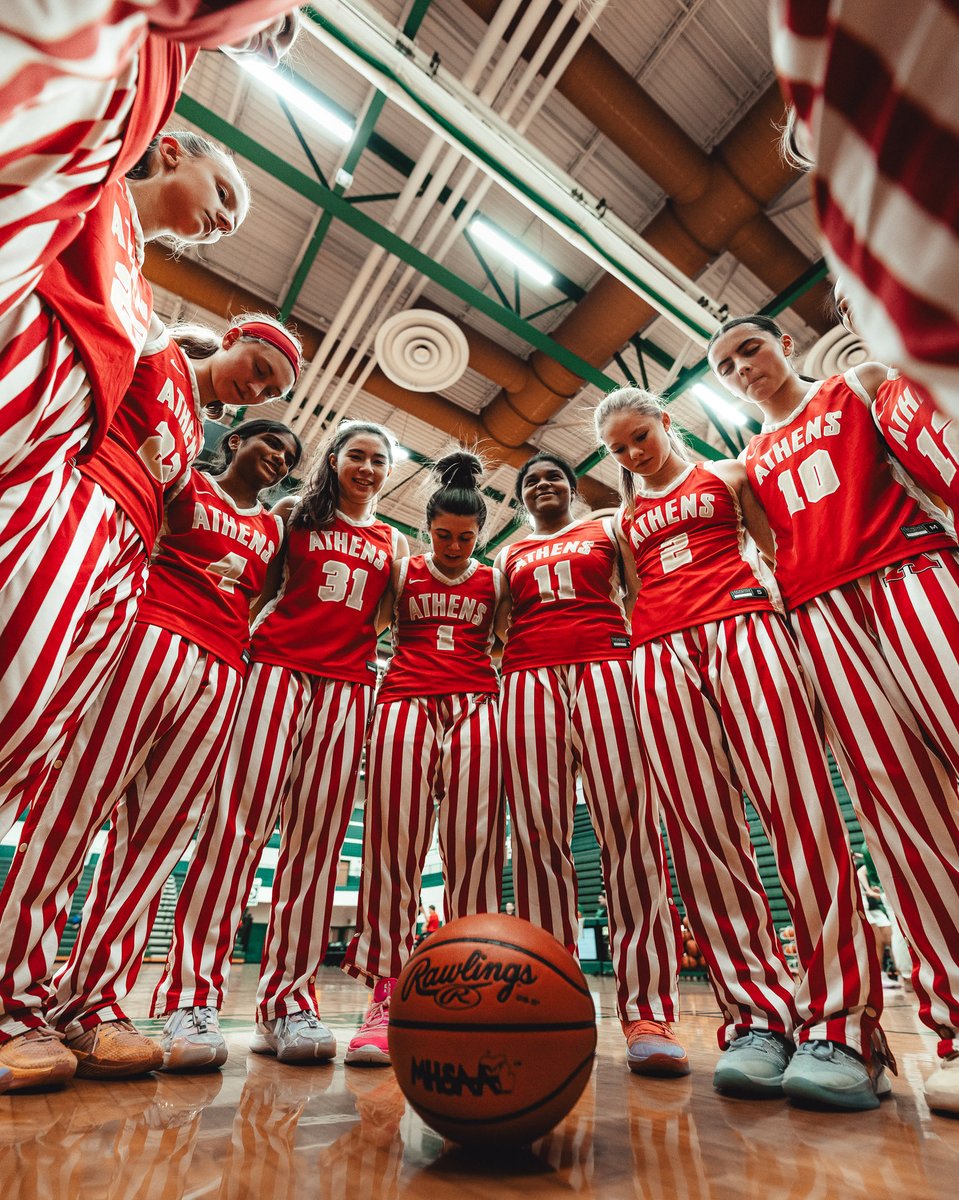 AHSGirlsHoops's tweet photo. Every available Lady Red Hawk scored against Pontiac tonight. 
*Laityn Dennis led w/ 12pts &amp; 7rebs
Jaya Jackson &amp; Ella Odgers 8pts
Annabelle Beaubien &amp; Annalise Lorenz 6pts
Shout out to Berry &amp; Ben for stats! 
Looking for a big crowd Monday night at the Hawks Nest! #GetTo https://t.co/Y6J7VGJuZ7