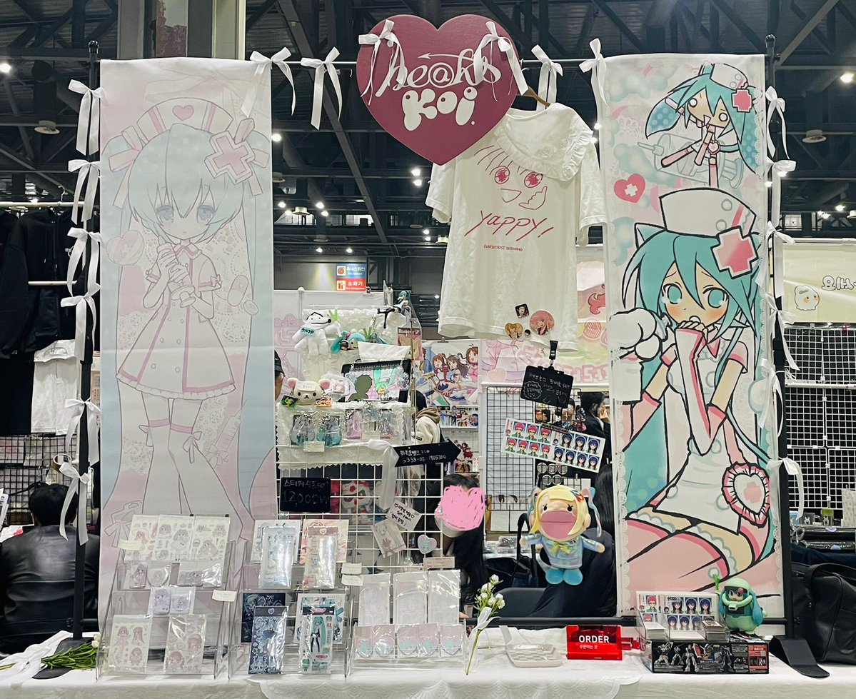 부스 오픈했습니다🤍