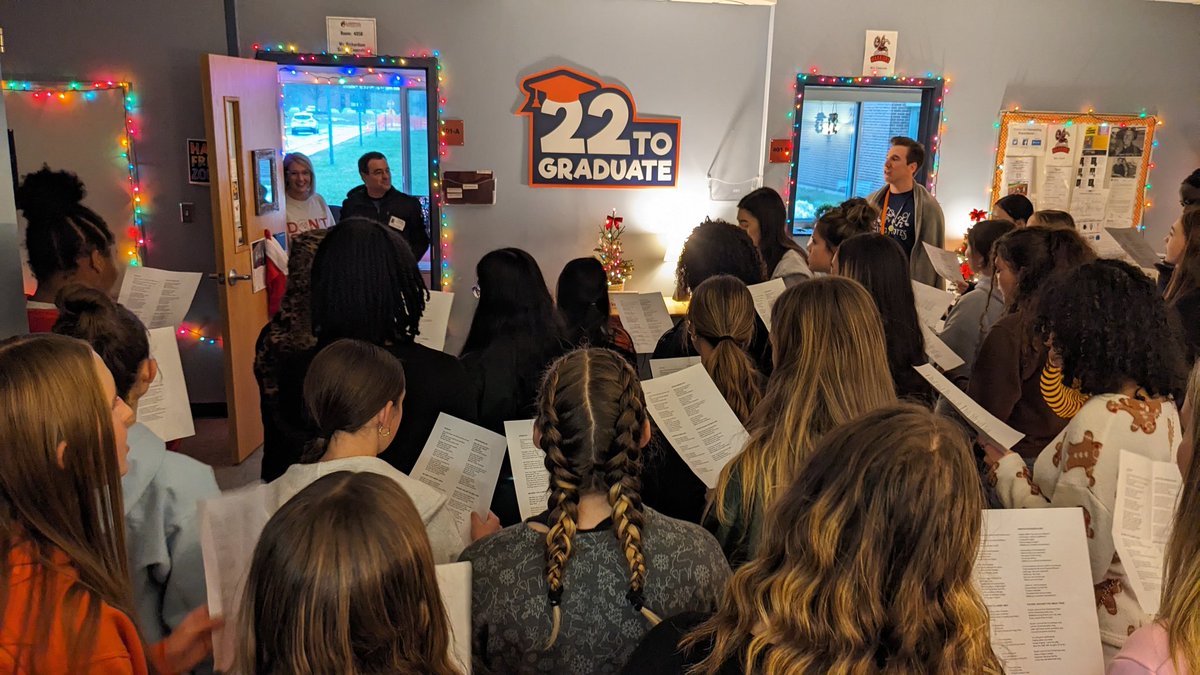 LHSPerforms tweet media