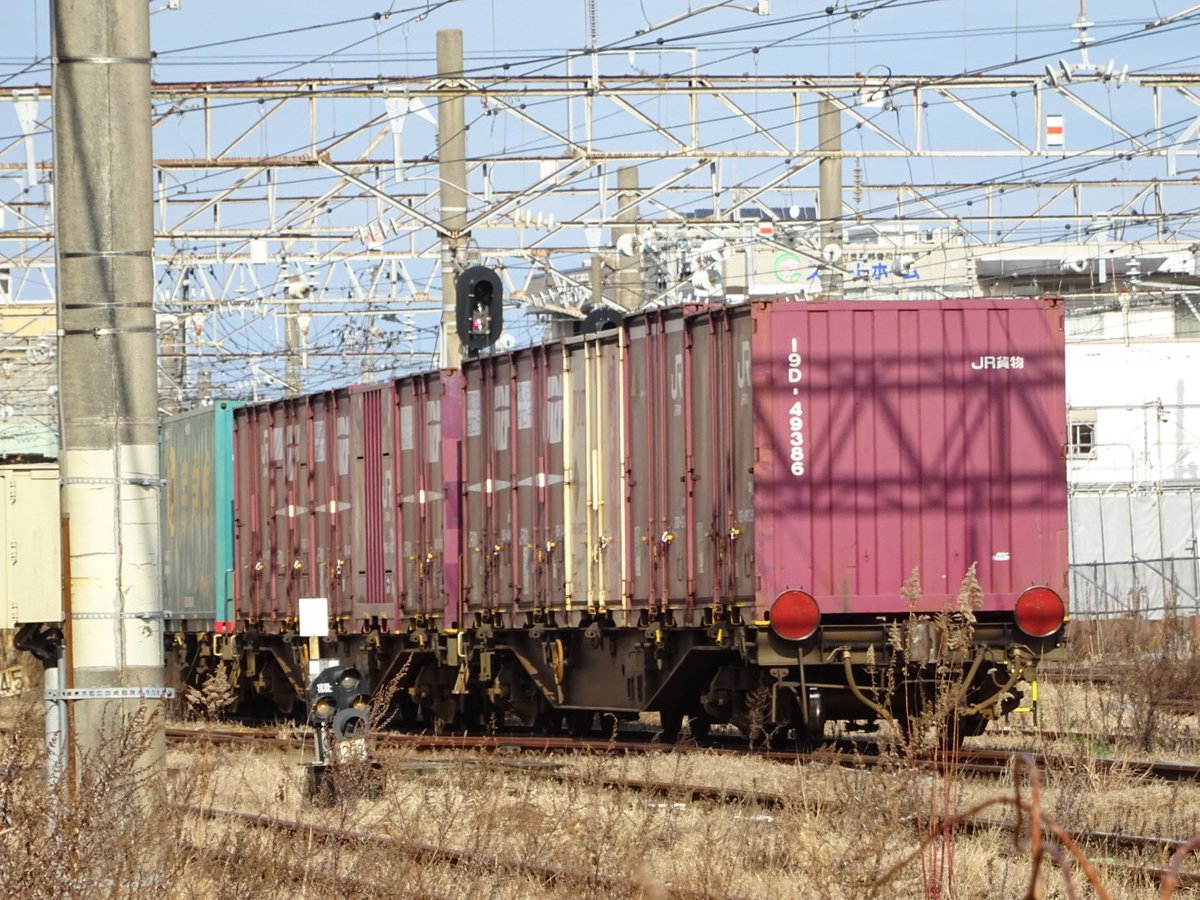 R07.12.20 4061列車。 今日の牽引機はEF510-506。 秋田駅約3分遅れで