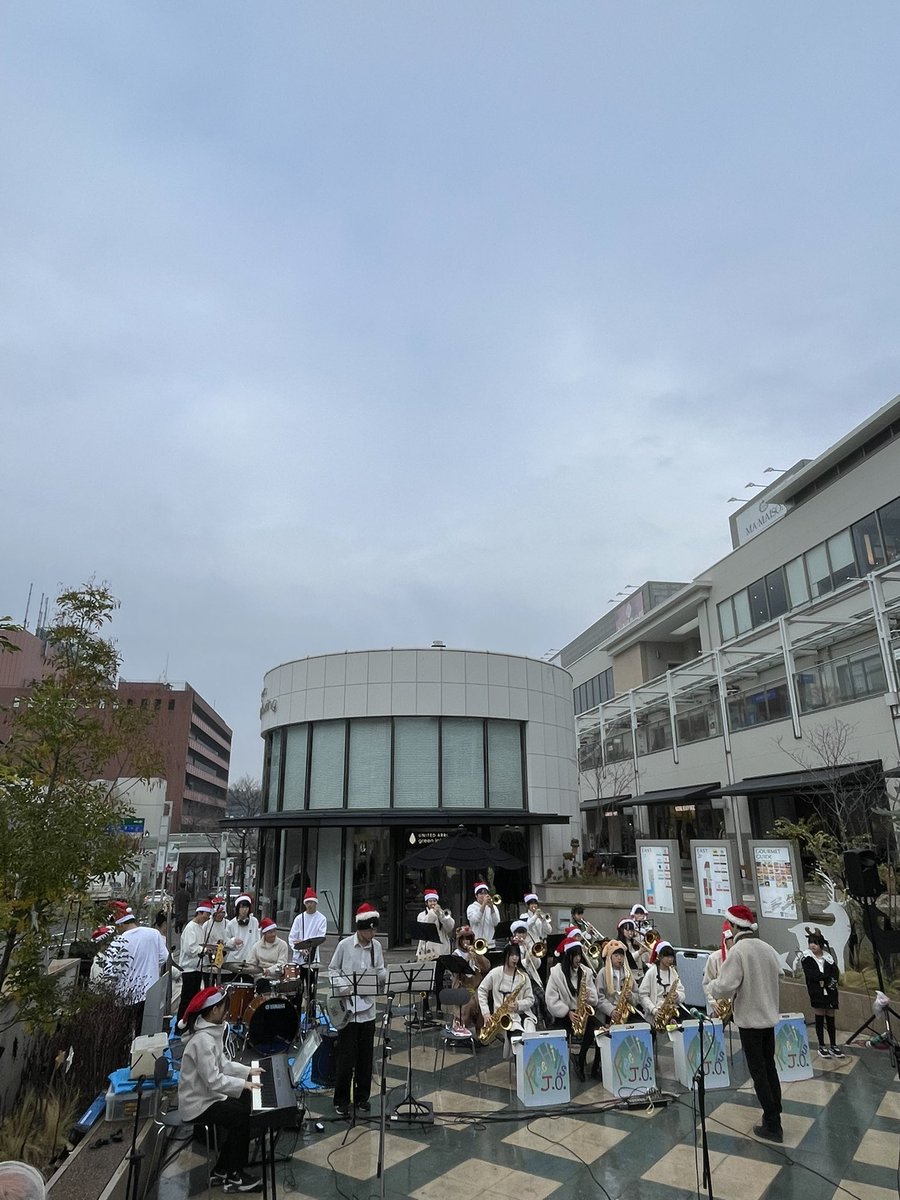 FreeHillsJ.O. tweet media