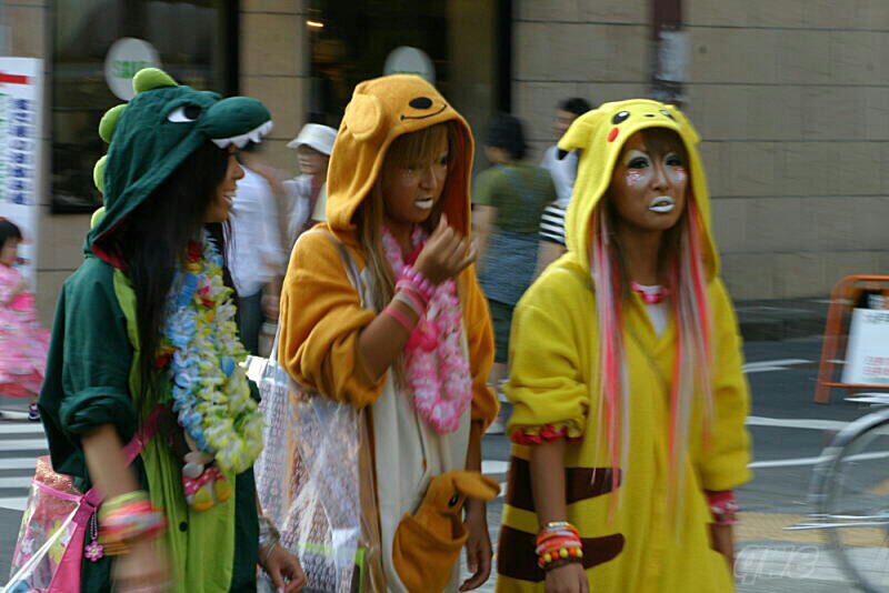 야맘바 

일단 돈 모아서 가발사고….