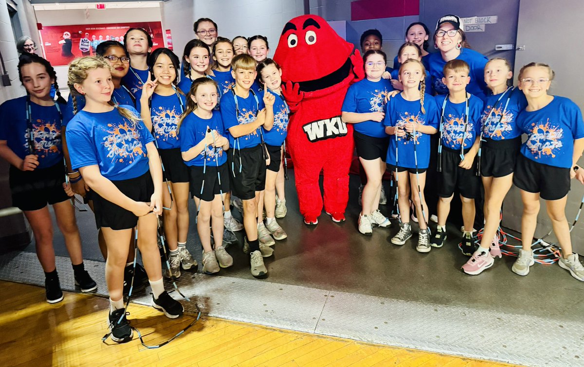 Merry Christmas from the Jumpin’ Jaguars Performance Team! That’s a wrap! 🎁🎄🎅🏼 <a href="/NatcherElem/">Natcher Elementary</a> <a href="/WKUBasketball/">WKU Hilltopper Basketball</a>