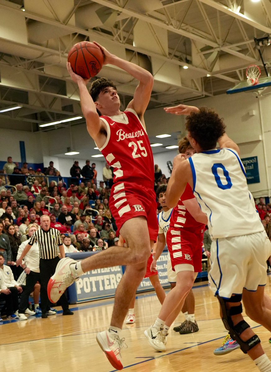 Beaver_Local's tweet image. Congrats to the Beaver Local Boys Basketball team who secured a win over the rival Potters at the Fieldhouse tonight. Great game! Go Beavers!