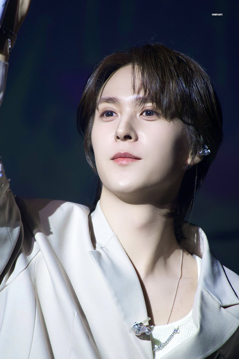 빛의 네 조각✨ tweet media