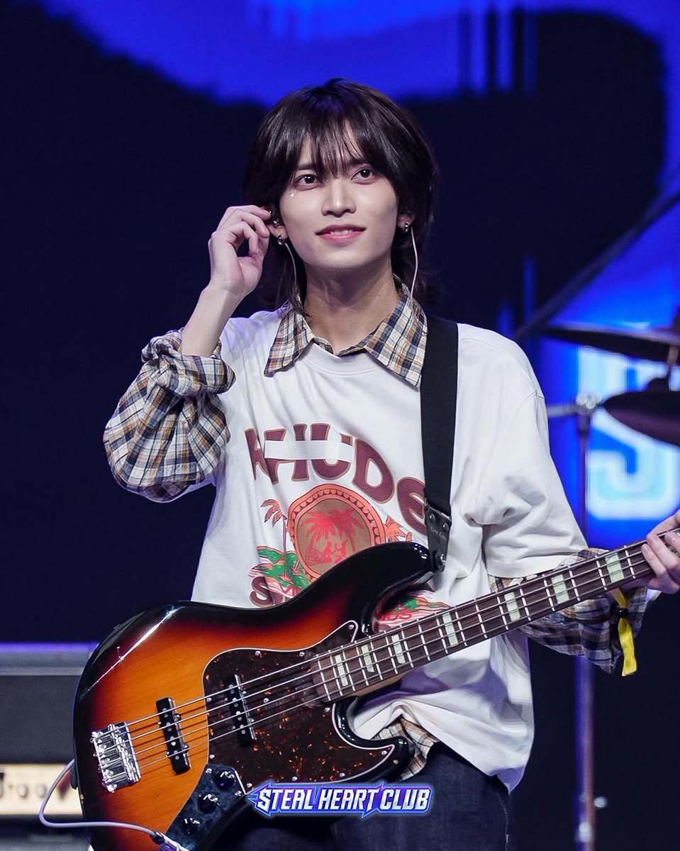 GLOBAL_MASHA's tweet image. [📢] MASHA GLOBAL OFFICIAL ANNOUNCEMENT 

Hello, dear SHARoCKs.

First and foremost, we want to express our heartfelt thanks to every one of you who has poured your energy and love into supporting our talented bassist, Masha, throughout his journey on Steal Heart Club.

As you…