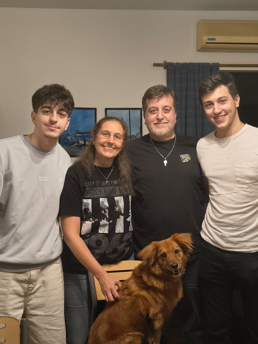 Globos en mi perfil!!!!!.
Gracias a la vida que me ha dado tanto...