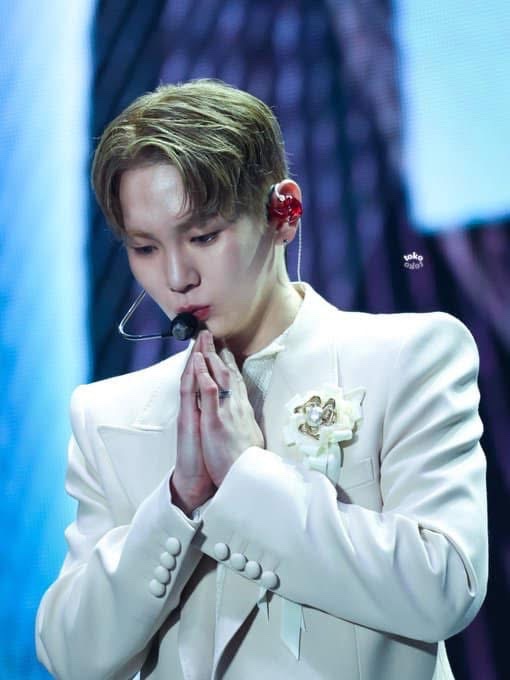 hourlykkb's tweet image. #KEY #키 #キー #SHINee #샤이니 @SHINee