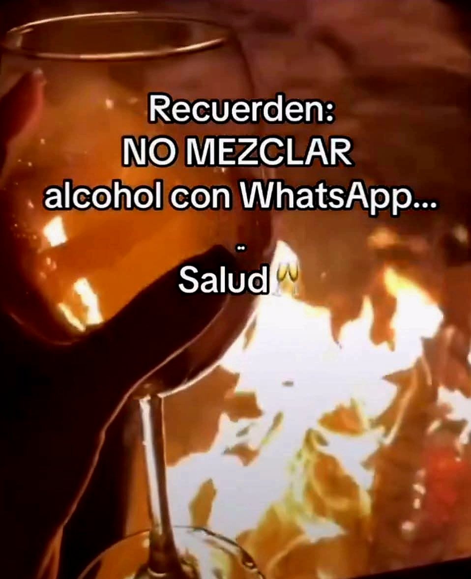 MadreSemestrosa's tweet image. Atento recordatorio 🥂👇🏽