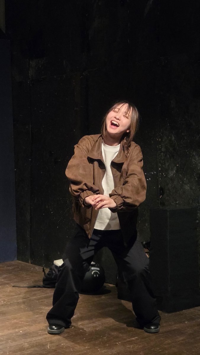 haruaduma's tweet photo. 14:00の部、最後の通しリハーサル終了しました！
皆さんのお越しをお待ちしております✨
［開場時間］
13時半
［会場］
アートシアター 上野小劇場
［チケット料金］
2500円(当日精算)
※未就学児のご来場はご遠慮願います
公式サイト👇
https://t.co/OMF7g6cmmf https://t.co/SvFCBhbIT7