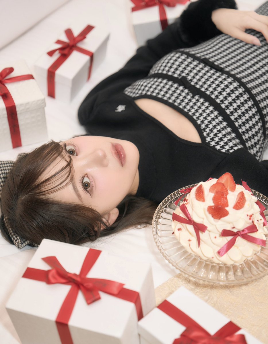 𝐏𝐈𝐂𝐊 𝐔𝐏 】 クリスマスに着たい甘くて大人かわいい映え