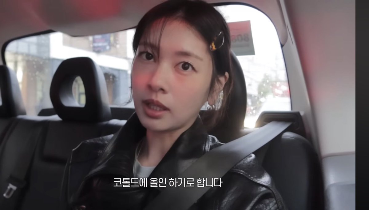 PrettySominFan's tweet photo. Somin’s vlog is here!👏👍💜🥰

그래도 날 막을 순 없다 (But you can't stop me.)
➡️ https://t.co/ptxKEyhJA3 via @YouTube 

‘I've collected some truly peaceful and tranquil moments from Primrose Hill, London :)
I hope you enjoy it, and everyone~
Merry Christmas’
#JungSoMin #정소민 https://t.co/nVZYrob66J