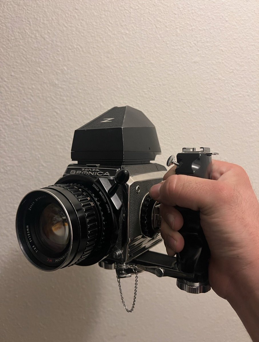 Selling my Bronica S2A w/ 150mm f/3.5, waist level viewfinder, prism viewfinder, and L grip. DM me if interested. Am open to trades for other film cameras depending on what ya got.