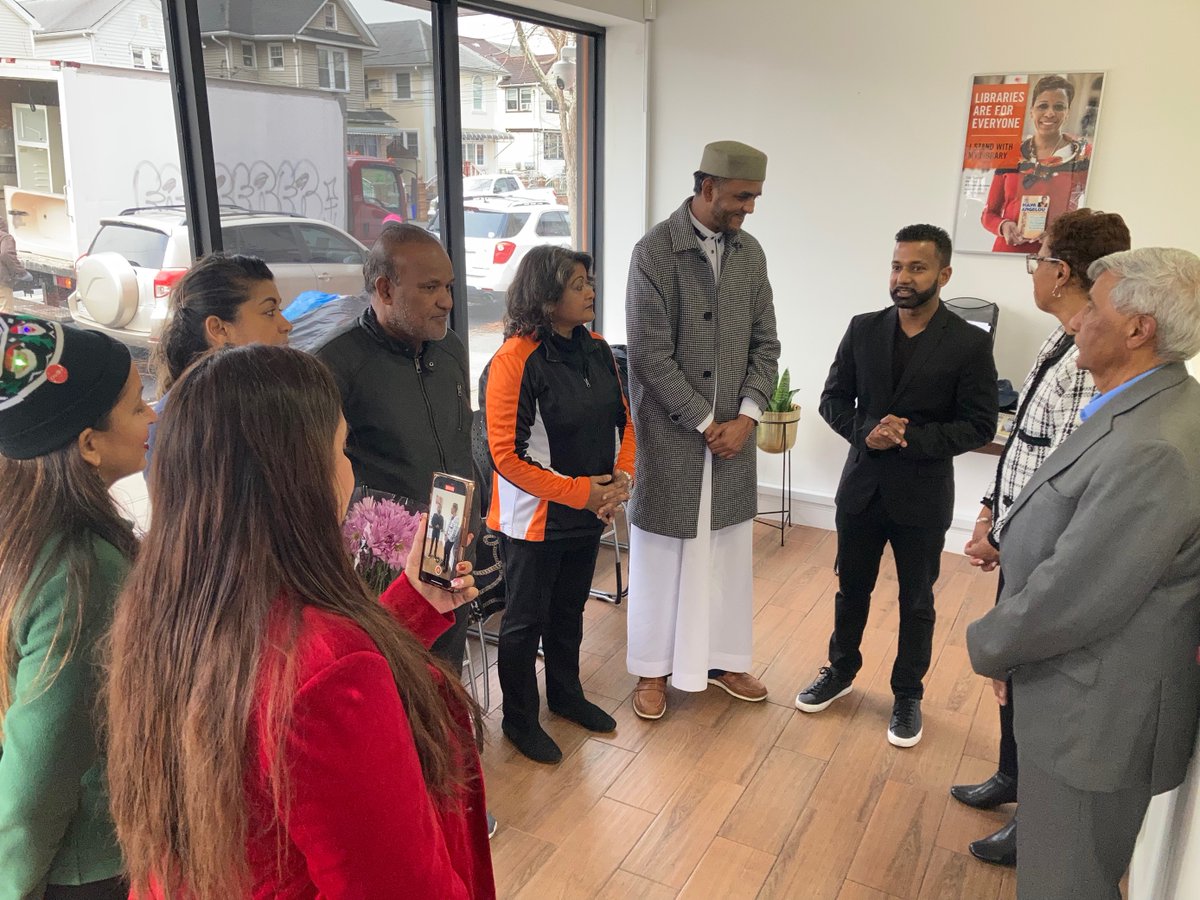 NYCSpeakerAdams's tweet image. I was touched to receive this plaque of recognition today from Caribbean-American community leaders in Queens, most of whom I've known and worked with for a long time.
 
From the moment I was elected to represent #TheGreat28, my goal was always to unify our diverse district,…