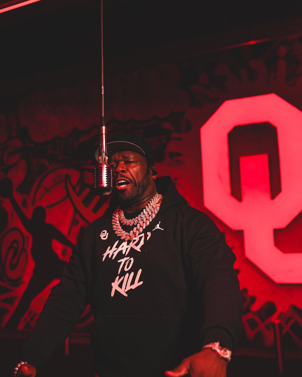OU_Football's tweet image. Hard to Kill.

@50cent | #BoomerSooner