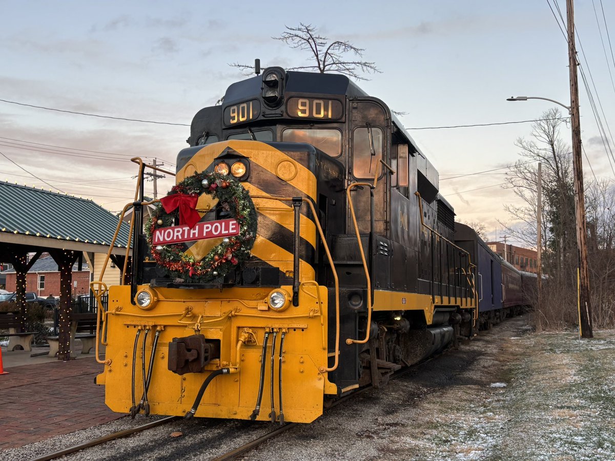 Maybe Train Enthusiast (@cobramerciless) on Twitter photo 