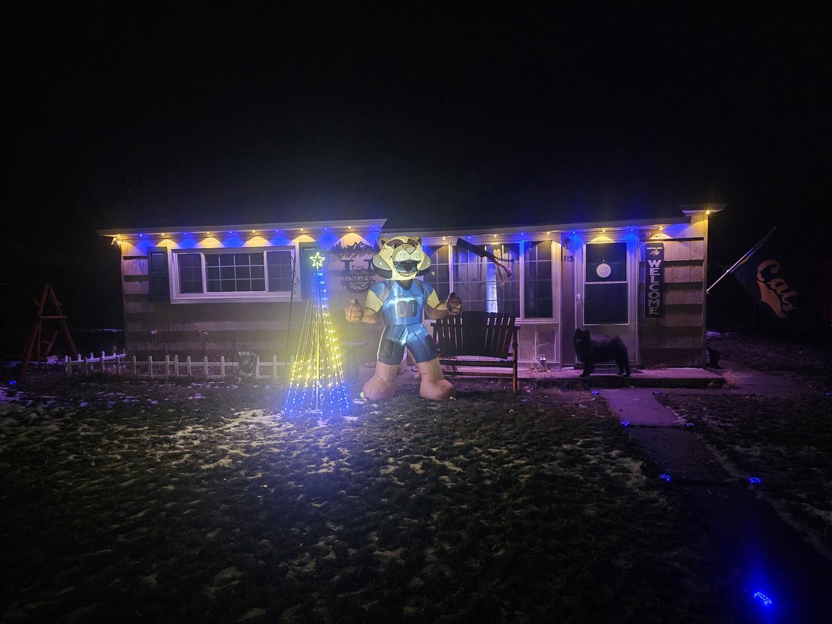 𝖀𝖓𝖌𝖊𝖗𝕾𝖆𝖑𝖊𝖘 𝕺𝖓 𝖃 tweet media