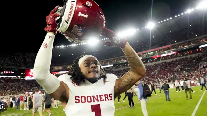 thomasjh450's tweet image. Pick-Six Sparks Alabama's Massive Comeback vs Oklahoma! . More &amp;gt;&amp;gt; cutt.ly/mtssEa08

#RTR #AlabamaFootball #PlayoffMagic #CrimsonTide #CollegeFB