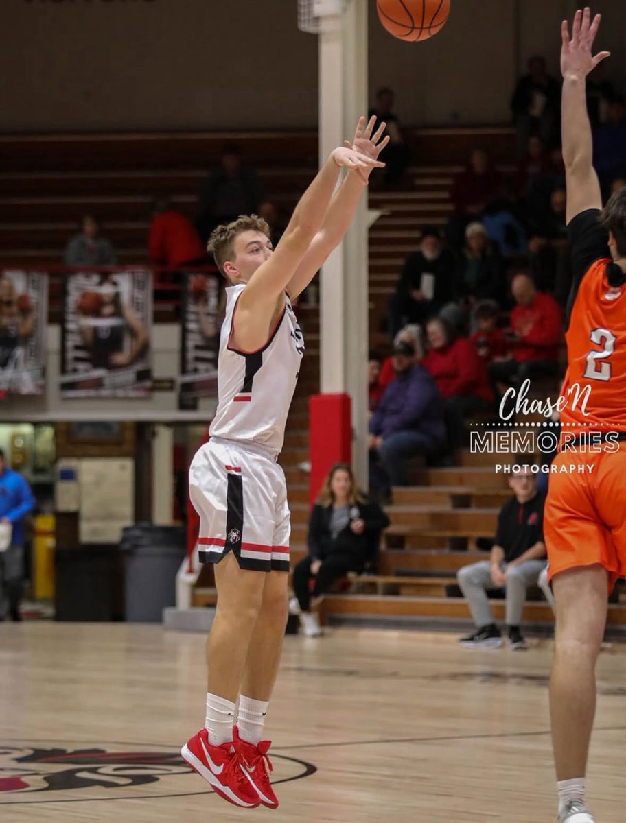 Curtis Chase tweet media