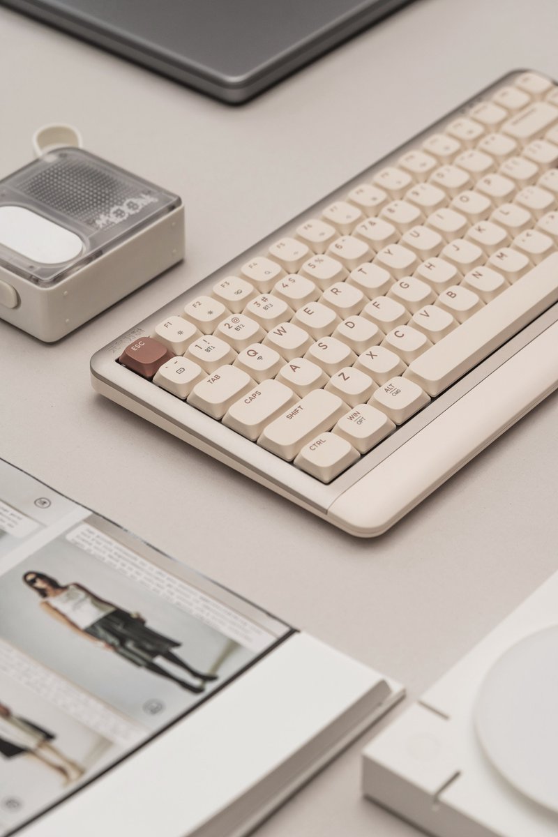 Dareu_Global's tweet photo. 🎉✨ Good news! The DAREU X CUTIEQ Low-Profile NEO 84🐰💖
adorable mechanical keyboard is coming soon to Amazon! 🛒
💫 Watch this aesthetic little wonder charm up your desk 🌸💻
and steal all the spotlight 😎✨
#DAREU #CUTIEQ #LowProfileKeyboard #DeskGoals #MechanicalKeyboard https://t.co/CsfLAft5jO