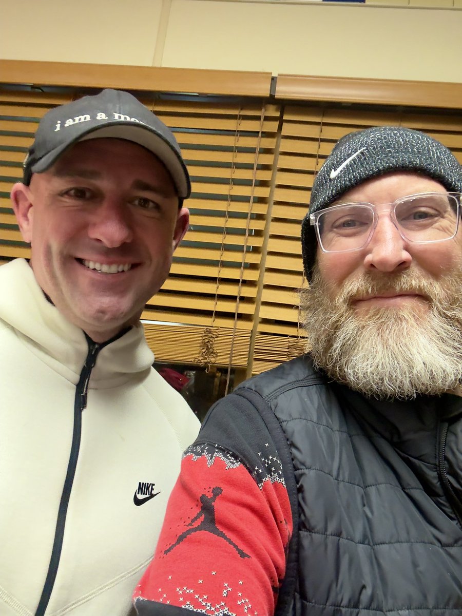 Cool to see <a href="/CoachZachSmith/">Zach Smith</a> “The Menace” — the mind behind Zone 6 / WR U at OSU — right here in my hometown. Took countless WR drills from him at clinics, now running into him in the Hocking Hills at the place to be… Pizza Crossing 🍕🏈
Small world. Big impact.
