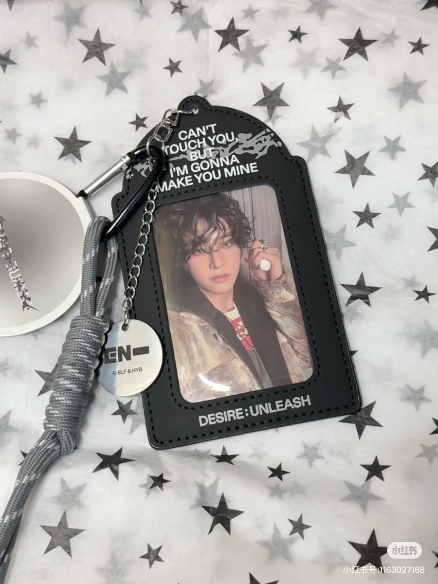 ilovjakez's tweet image. this enhypen x miniso photocard holder…🫠