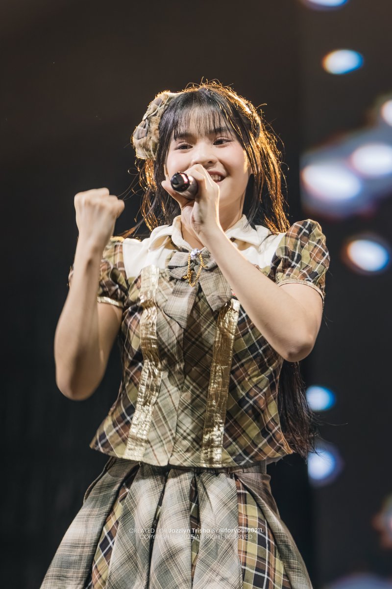 Good luck for tonight’s concert! Remember that you are not alone on that stage, all the hard work you’ve done and all the love from the fans are with you. 🫶

<a href="/JTrisha_JKT48/">Jazzlyn Trisha</a> ✨🥰