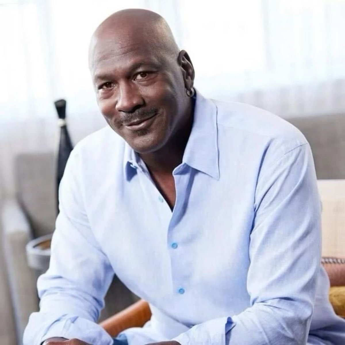 🇺🇸 | Michael Jordan admite que tiene una cuenta de Twitter secreta en donde le gusta pelearse con la gente.