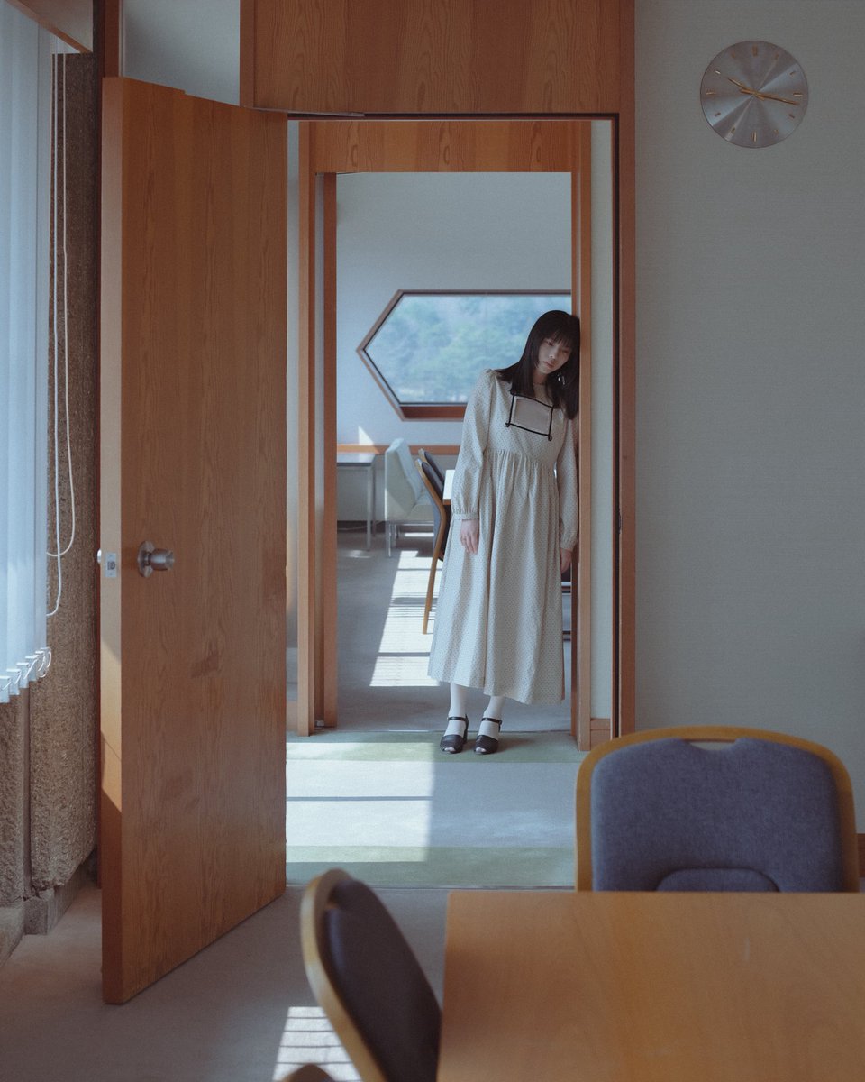 ポスター再販のおしらせ─ 写真家・木村和平さんが写した カネコアヤノ