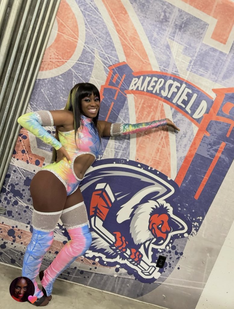wrestlecaution's tweet photo. @xSwermo Before Dusties try act that the vid is old these are all recent and her body still tea 😍 https://t.co/ATZvz4GaGZ