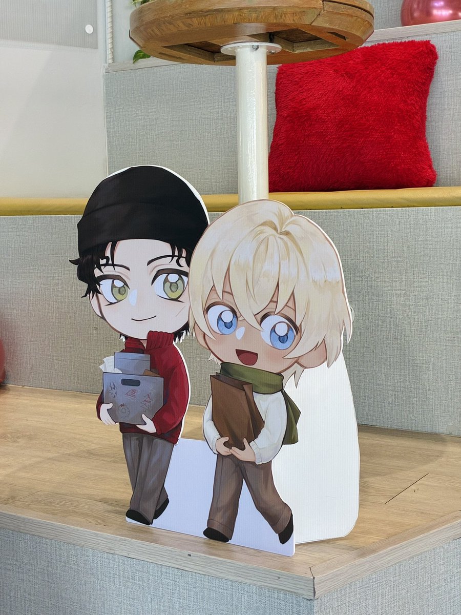 zpwbh's tweet image. 🎄ลูกชายไม่ชอบสีแดง แต่คริสมาสคู่กับสีแดง สีแดงเต็มไปหมดเยย 555555 ❤️💛

#REDchristmasparty_AKAMcafe