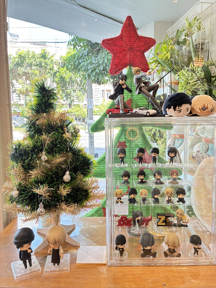 zpwbh's tweet image. 🎄ลูกชายไม่ชอบสีแดง แต่คริสมาสคู่กับสีแดง สีแดงเต็มไปหมดเยย 555555 ❤️💛

#REDchristmasparty_AKAMcafe