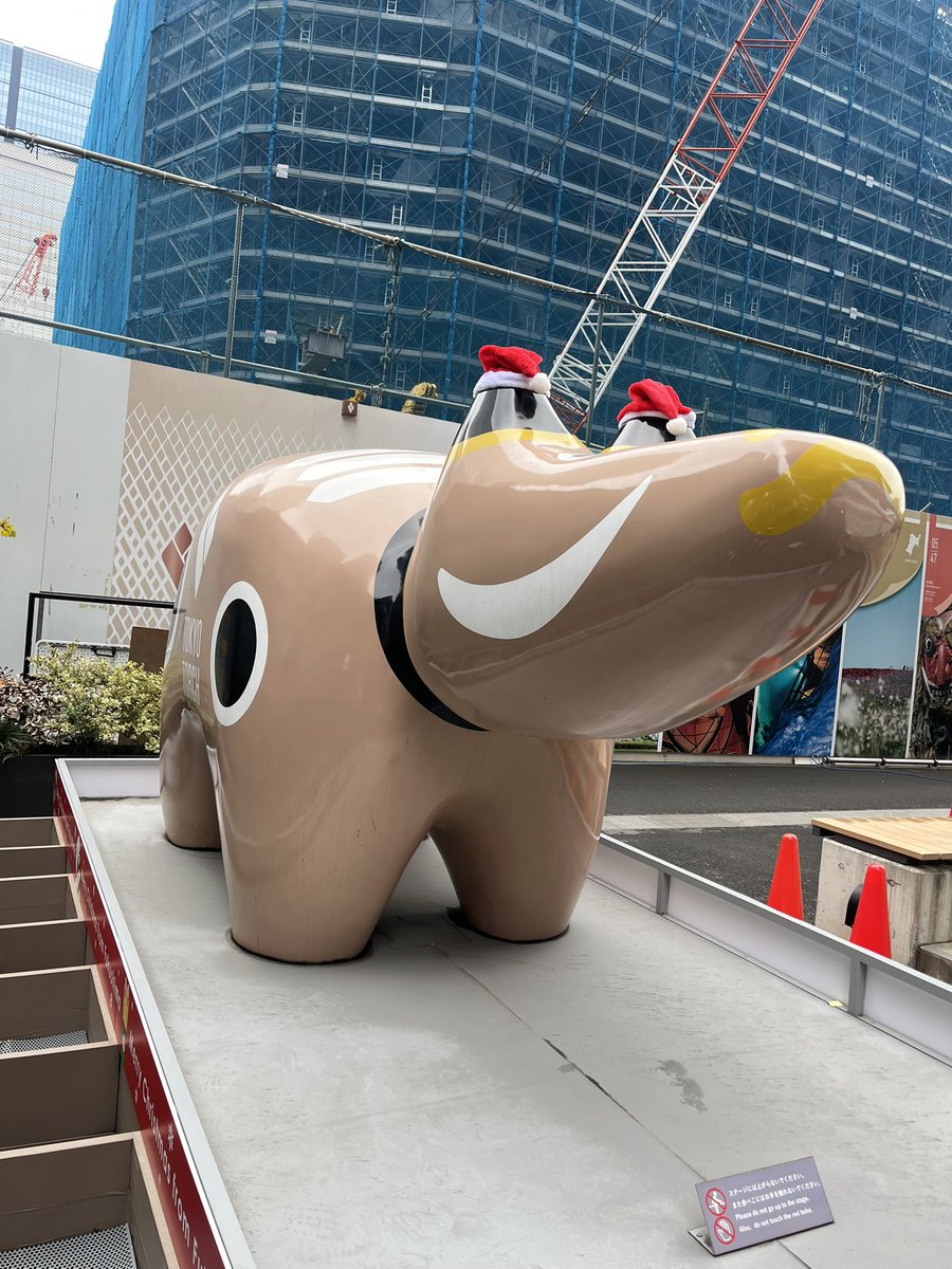 rose_aa2's tweet photo. #赤べこ #いってらっしゃい赤べこ https://t.co/qDm8IhoUng