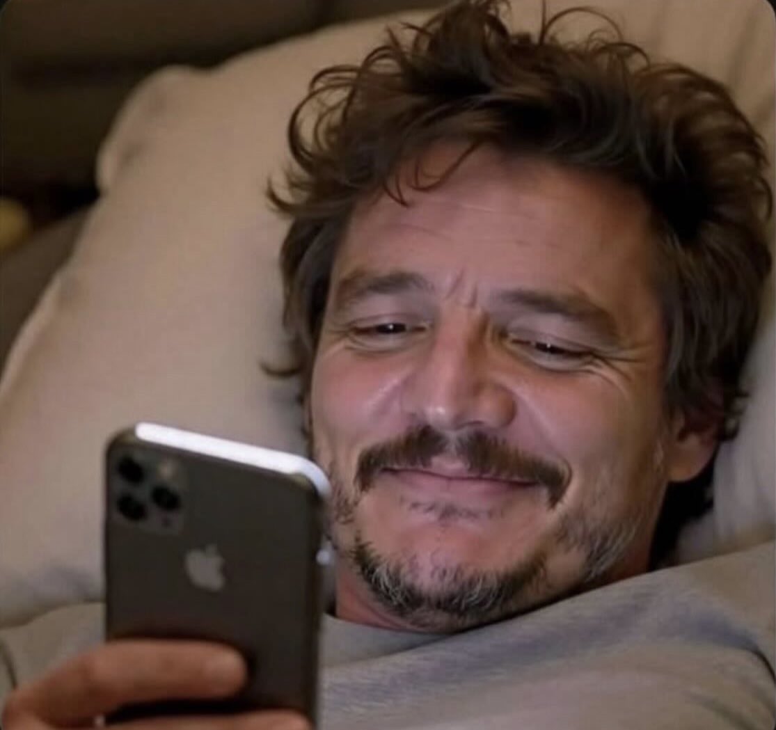 MattJZimmer's tweet image. Me reading all the first half tweets from Notre Dame fans.