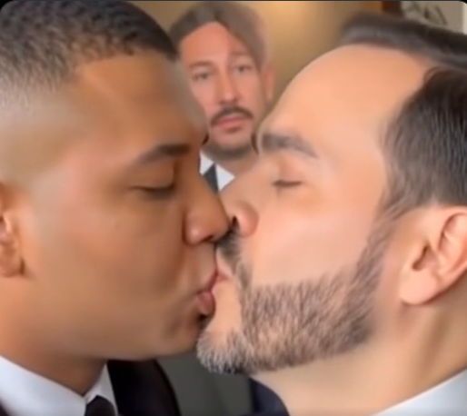 Mire, <a href="/thirdtn/">goold</a> mi amigo el gay eligiendo sus representantes. #Firmesporelpegging!!!🤡🤡