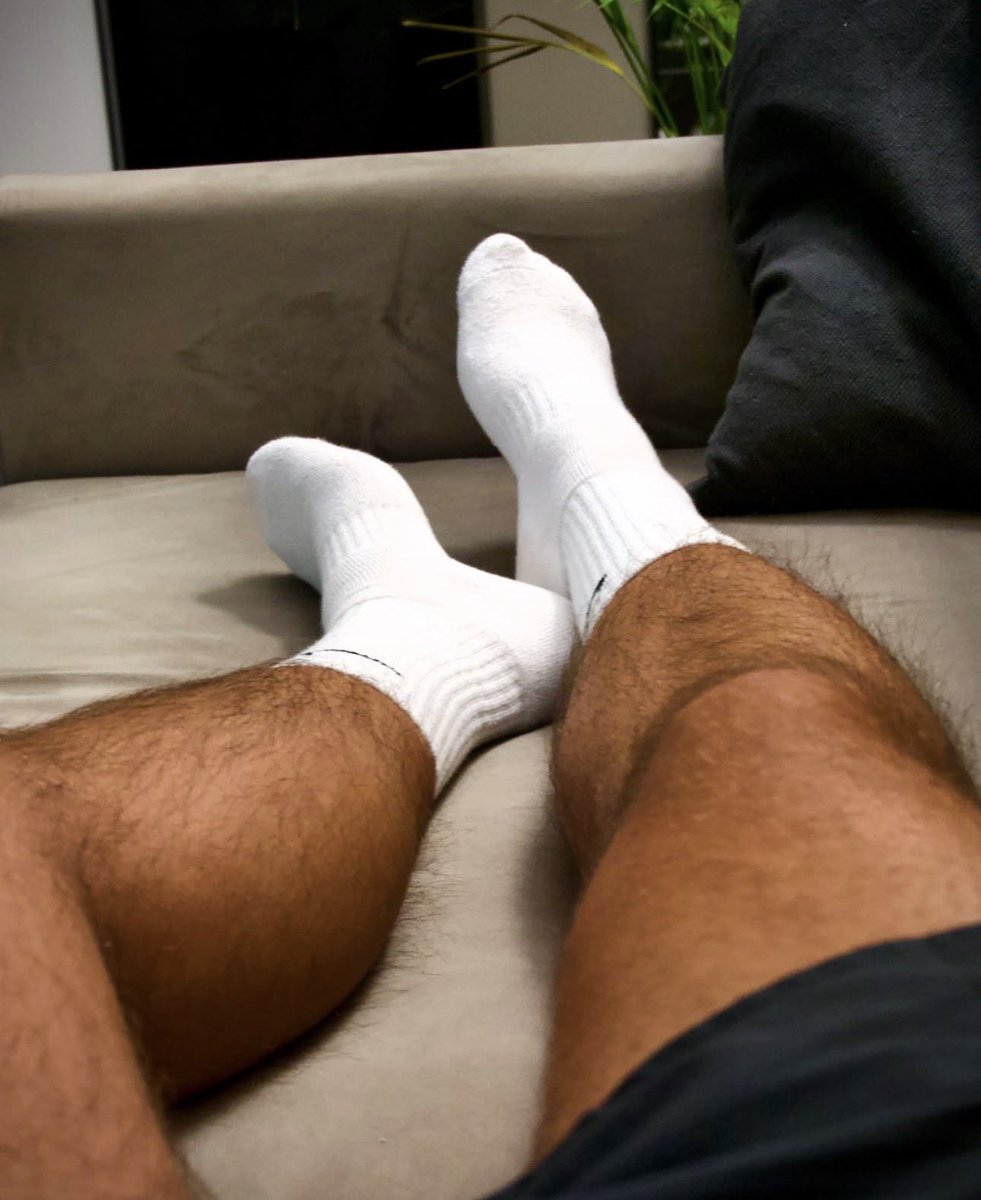 Come let’s cuddle 
Dubai 🇦🇪