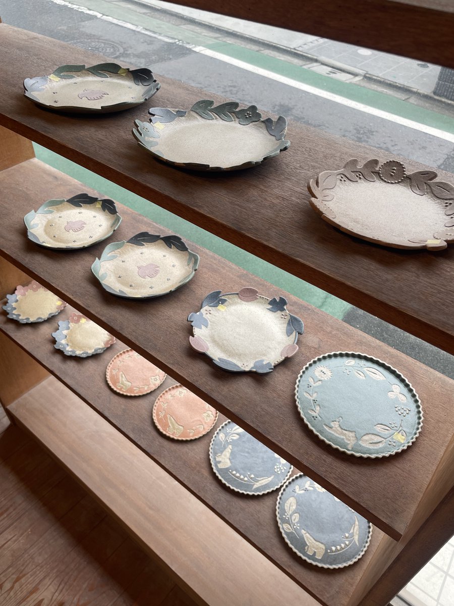 苔色工房　田中遼馬　大皿2枚　チューリップ　ミントグリーン・ピンク　新品未使用 2026年最新】苔色工房の人気アイテム - メルカリ